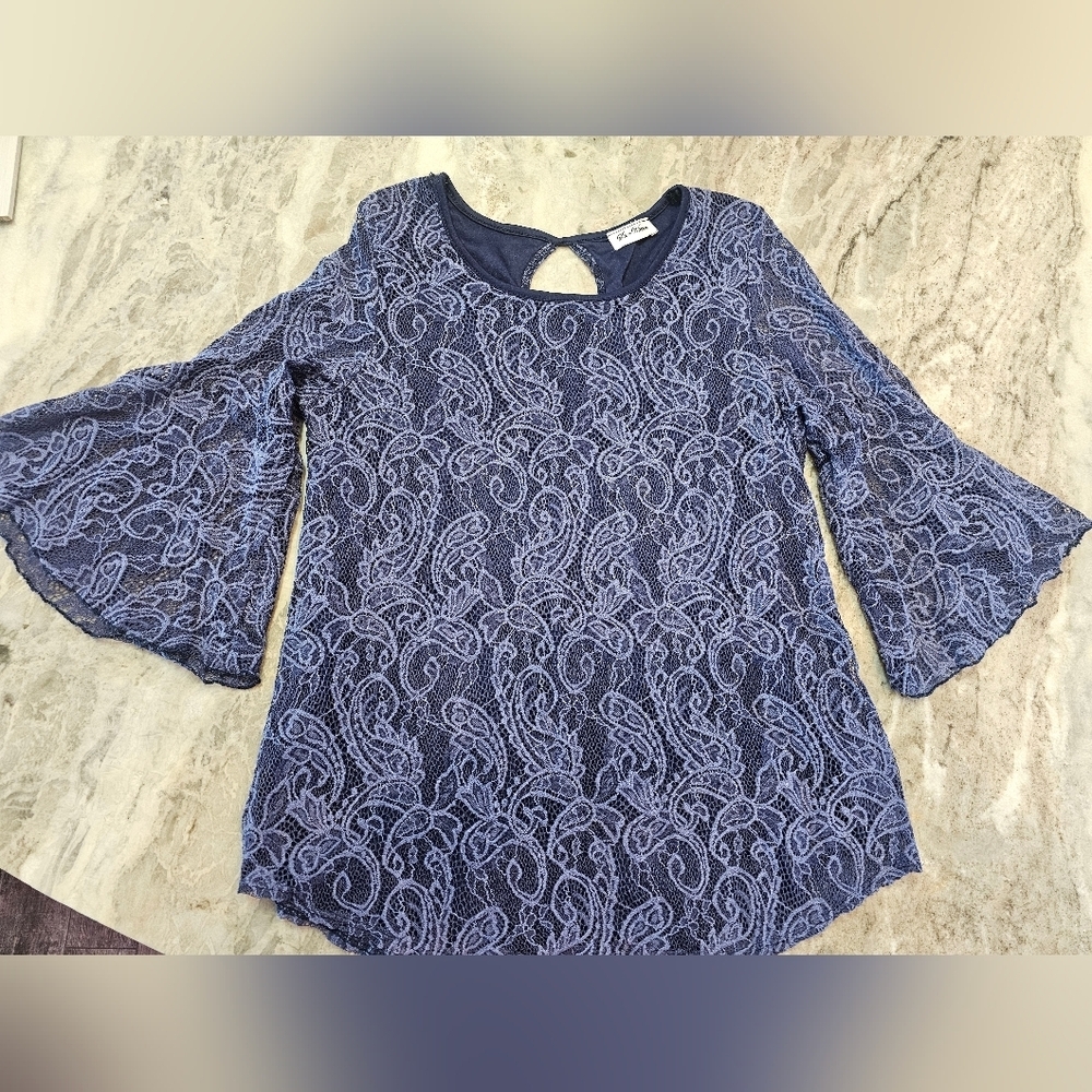 Star Vixen Navy Lace Bell Sleeve Top Women’s Medium – Lined Dressy Blouse